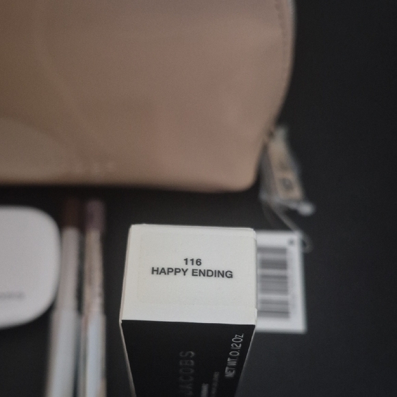 Marc Jacobs Beauty Bundle - Picture 2 of 11